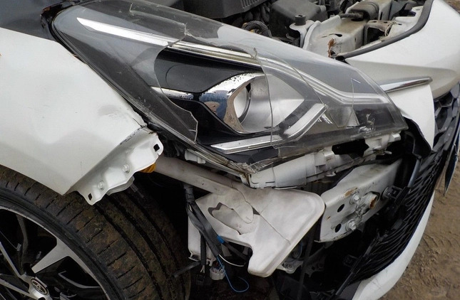 Toyota Yaris cena 32900 przebieg: 49871, rok produkcji 2019 z Stąporków małe 436